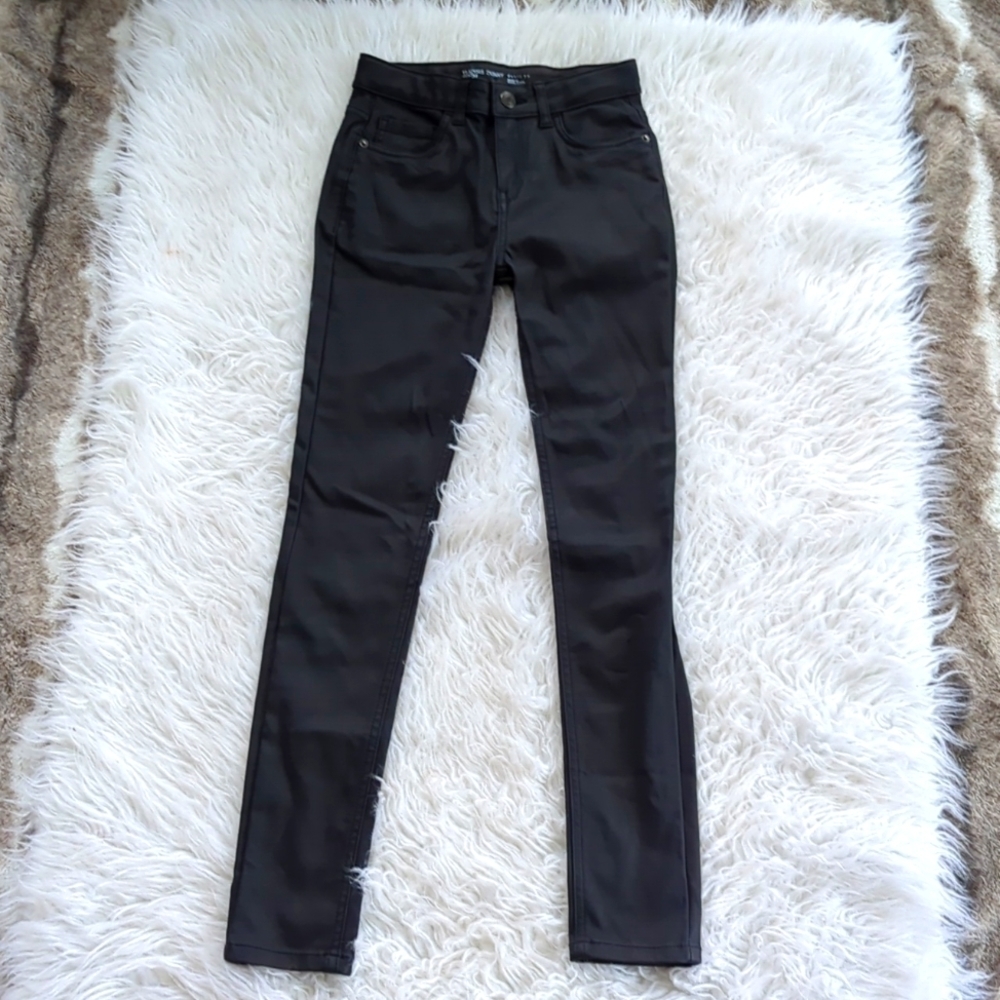Denim Co. Girls Skinny Coated Black Matte Jeans